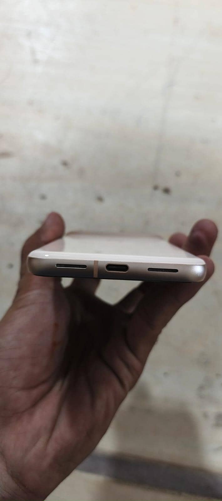 Google Pixel 8 5