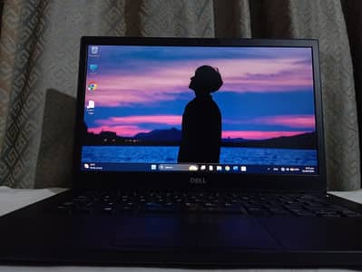 Dell Latitude 7490 | Slim Bezel | Face ID | Backlit Keys | Core i5 8th