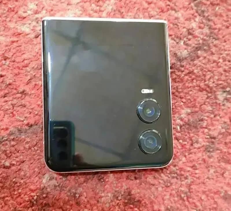Infinix Zero Flip 4