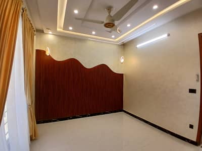 5 Brand New House For Rant AA Block Bahria Town Lahore