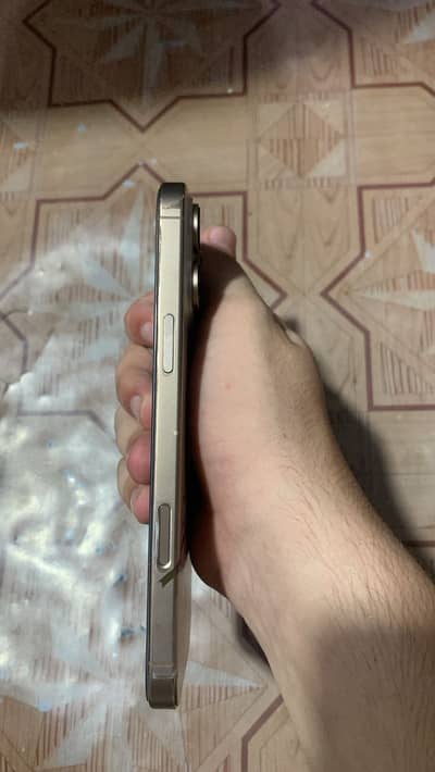 Apple iPhone 16 Pro Max