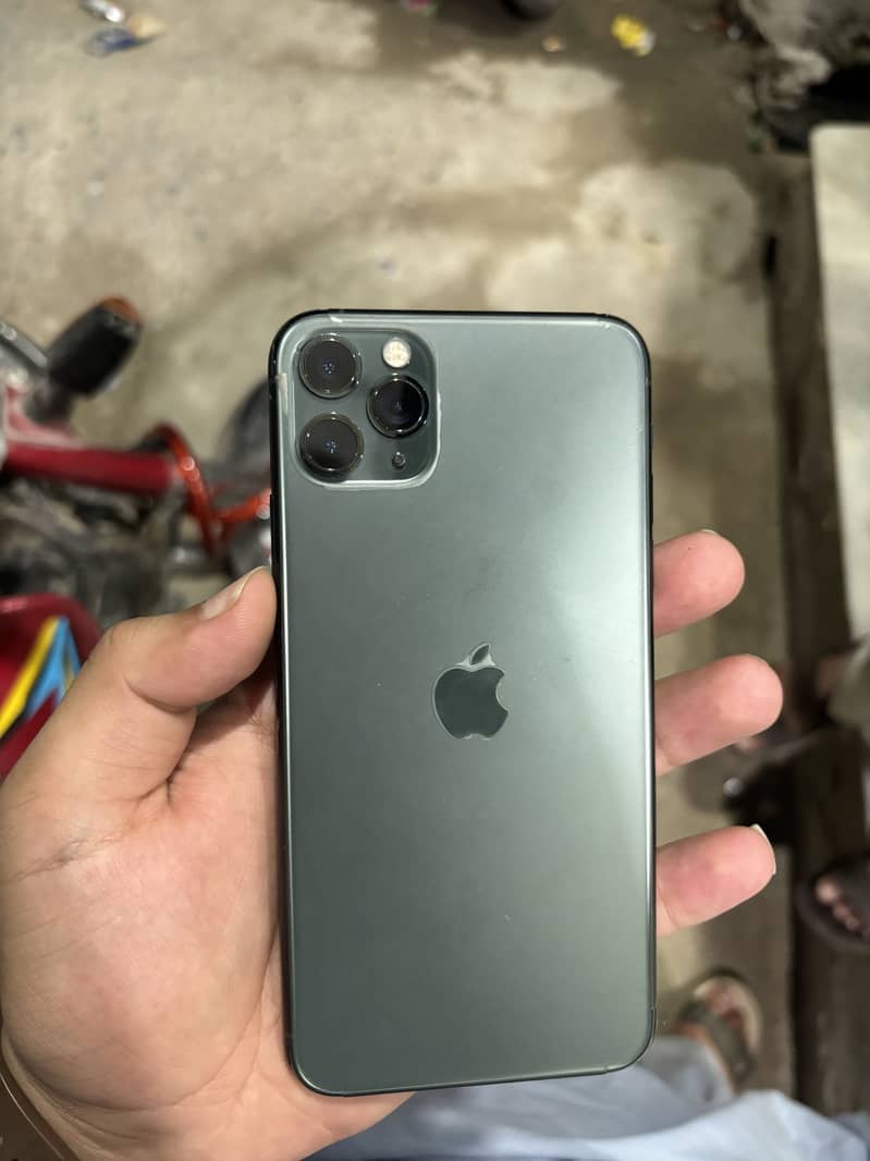 Apple iPhone 11 Pro Max 5