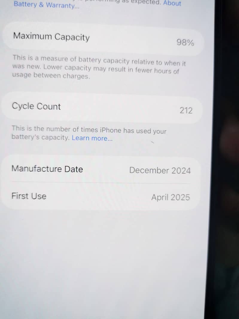 Apple iPhone 16 Plus 0