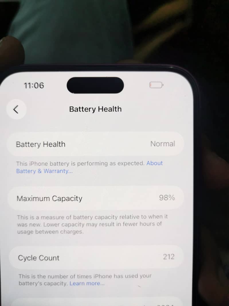 Apple iPhone 16 Plus 1