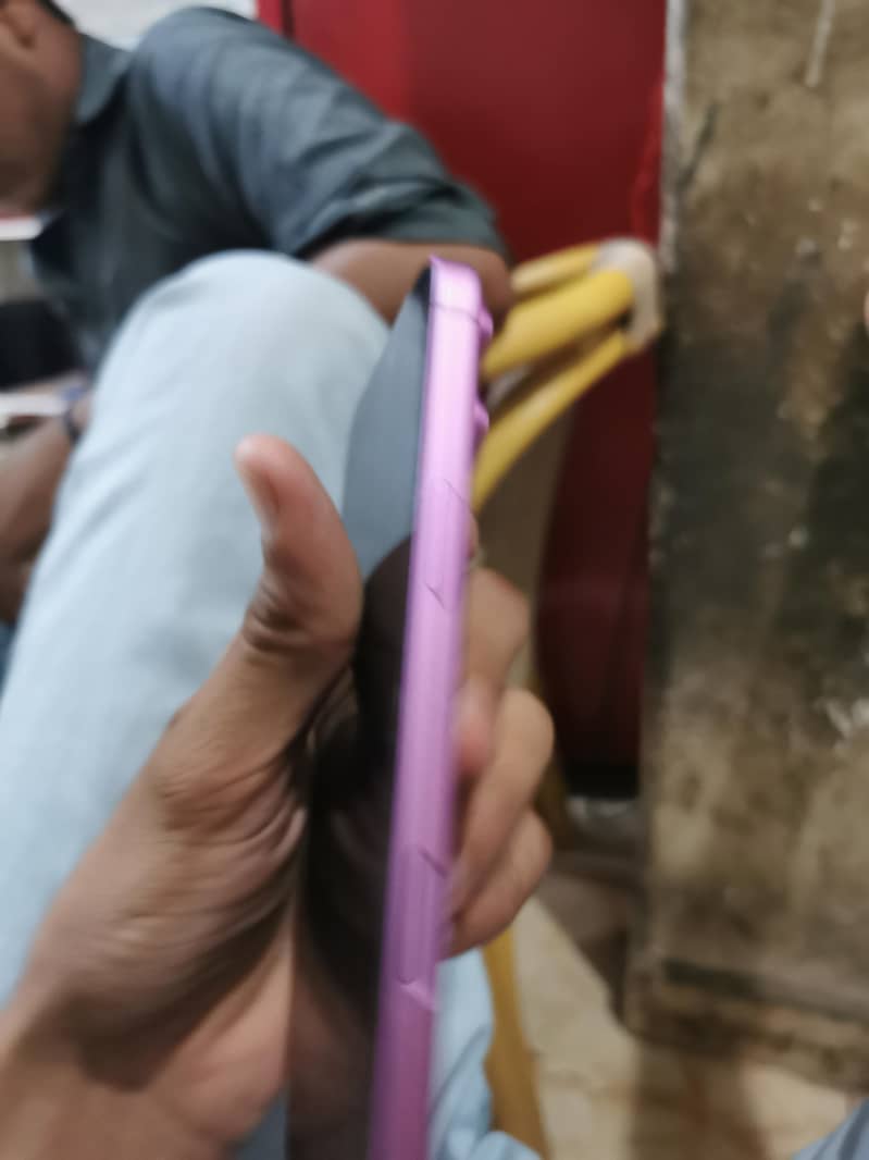 Apple iPhone 16 Plus 5