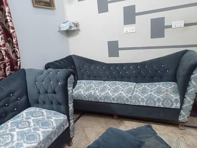 7 seatar sofa set.