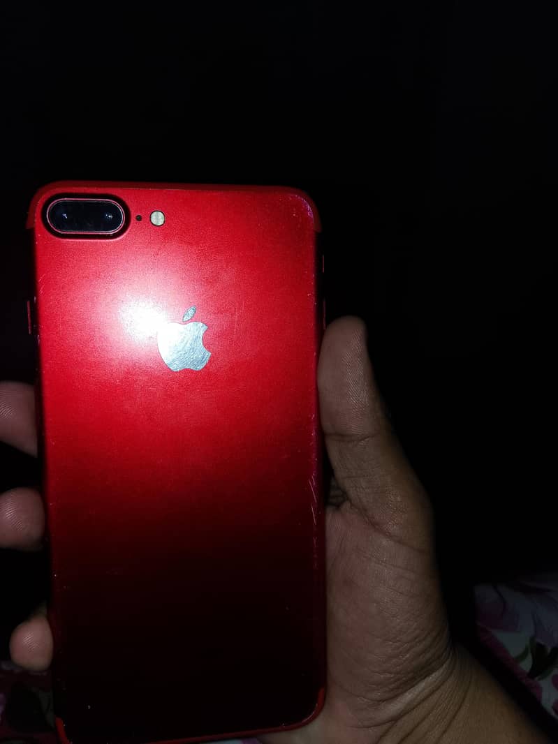 Apple iPhone 7 Plus 3
