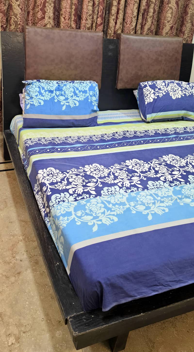 Bed set with wardrobe 2