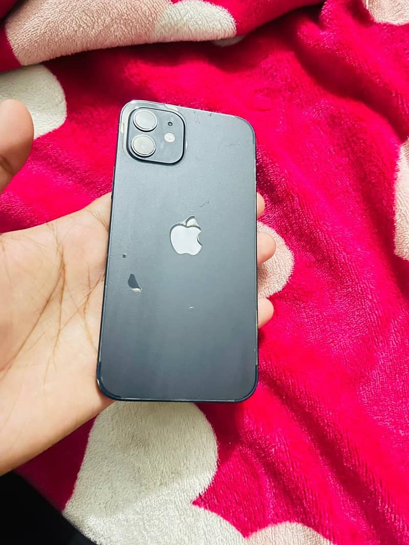 Apple iPhone 12 2