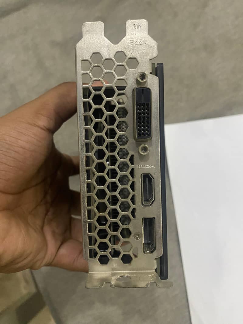Nvidia 1660 Super | Mint Condition 4