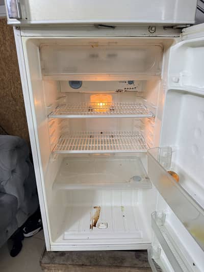 Dawlance Refridgerator Used 9/10 condition