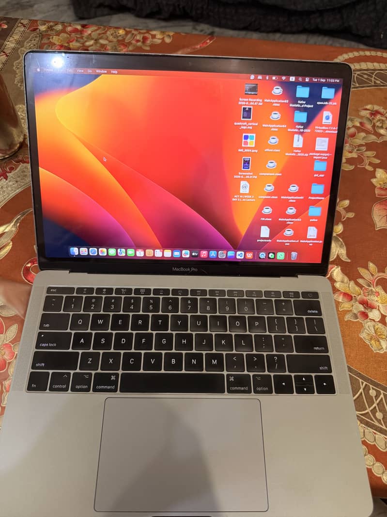Macbook pro 2017 0