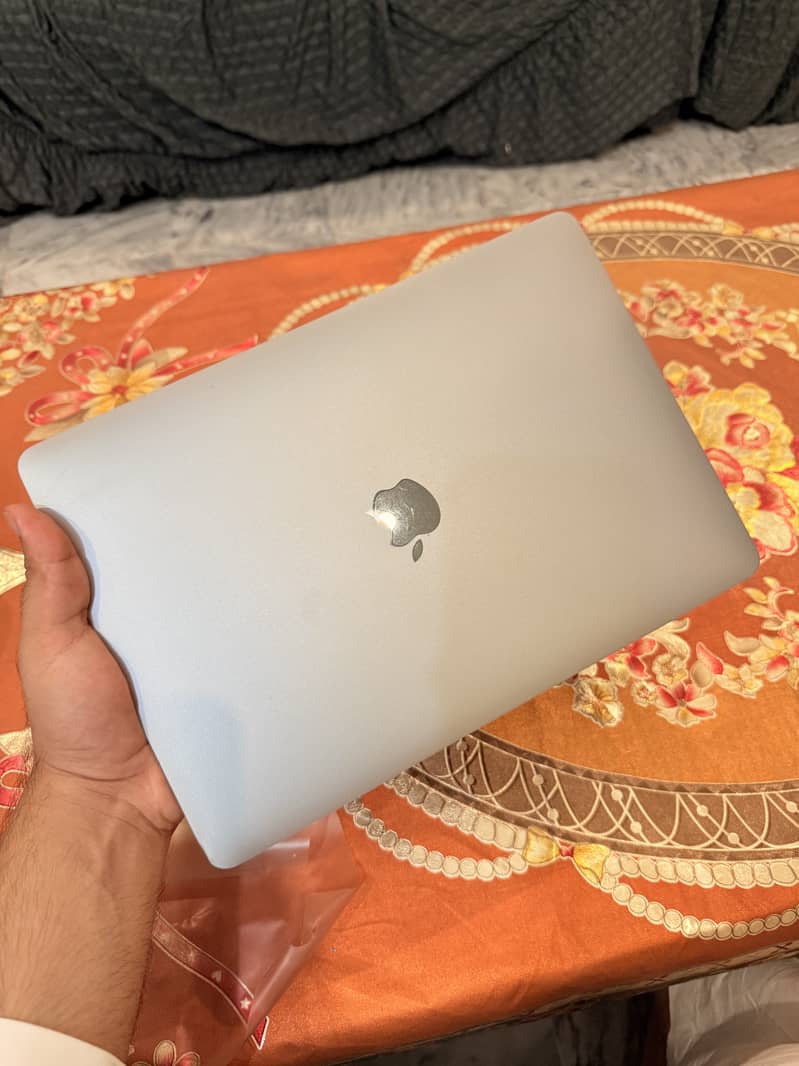 Macbook pro 2017 3