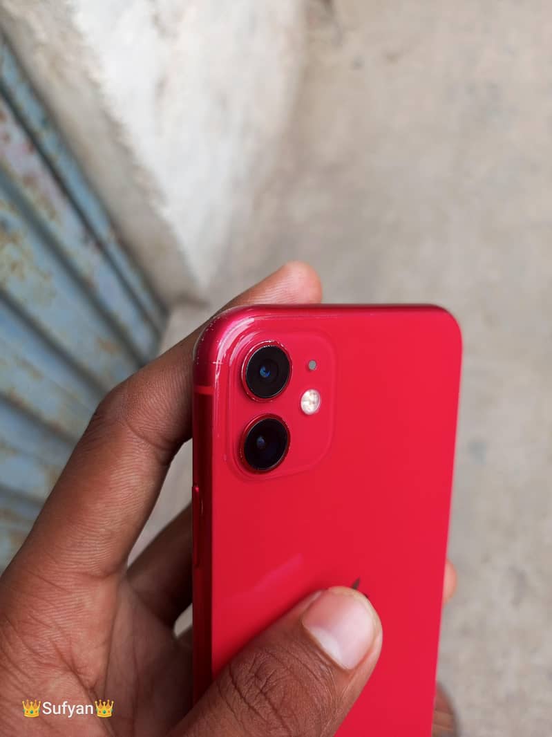 Apple iPhone 11 0