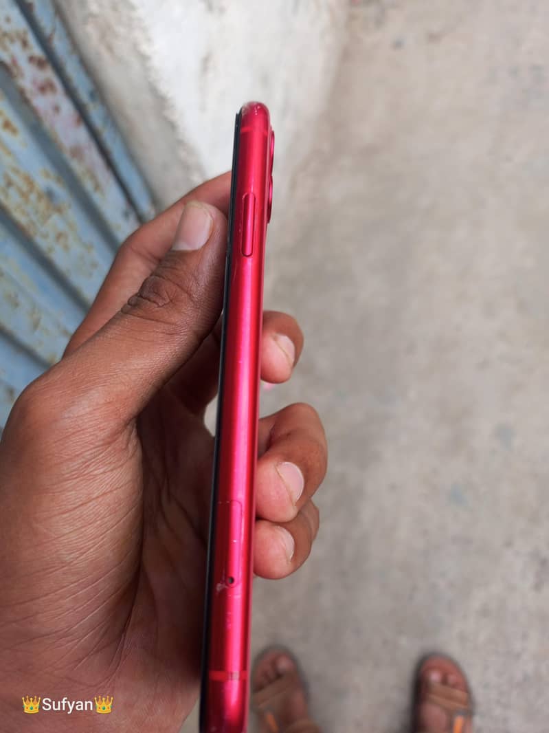 Apple iPhone 11 3
