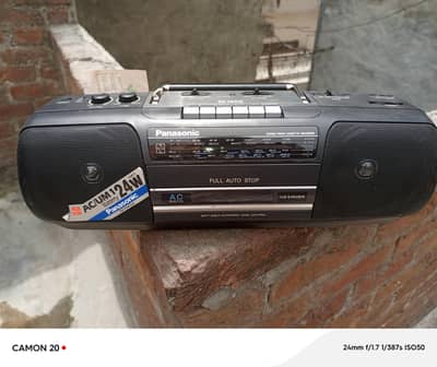 ORIGINAL 100'/. PANASONIC TAPE AND RADIO AND RECORDER