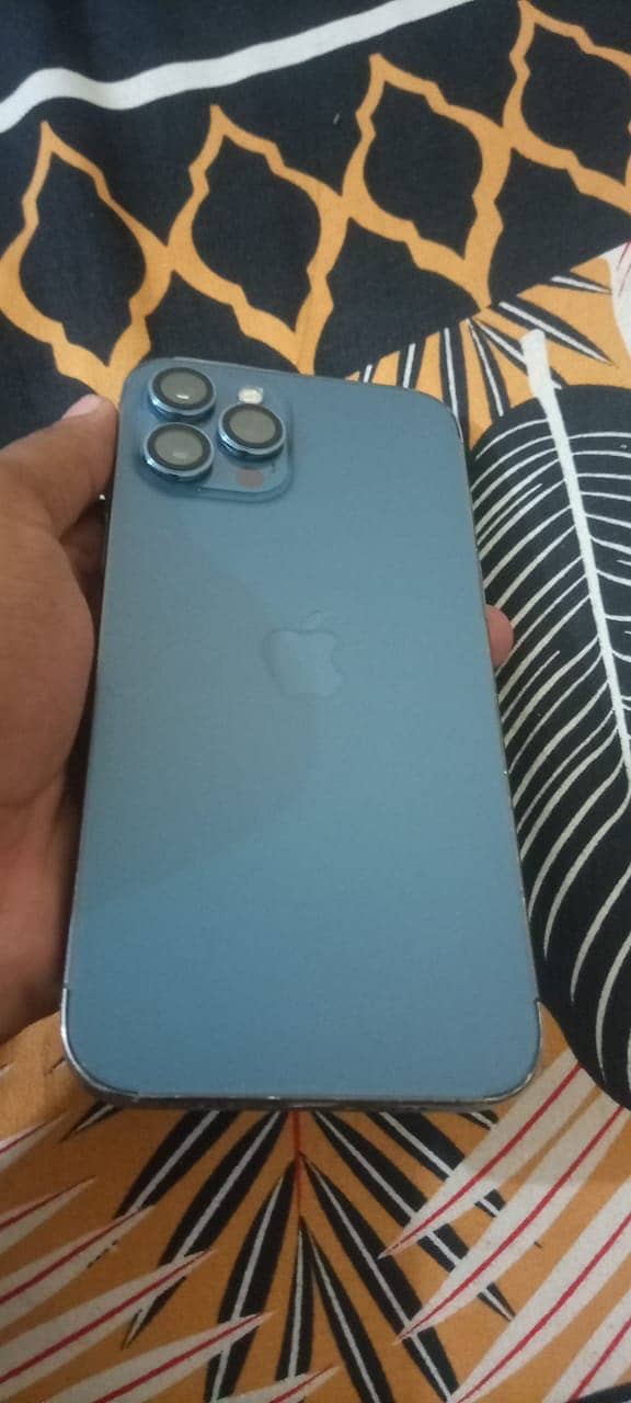iPhone 12 Pro max 3