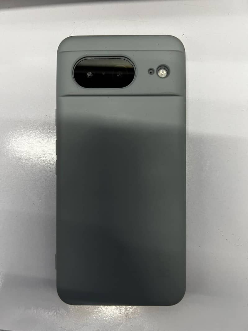 Google Pixel 8 4