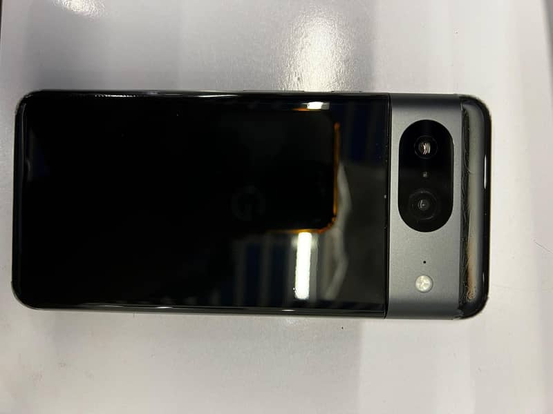 Google Pixel 8 9