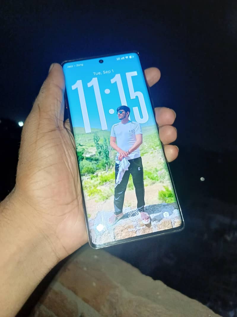 Tecno CAMON 40 Pro 4