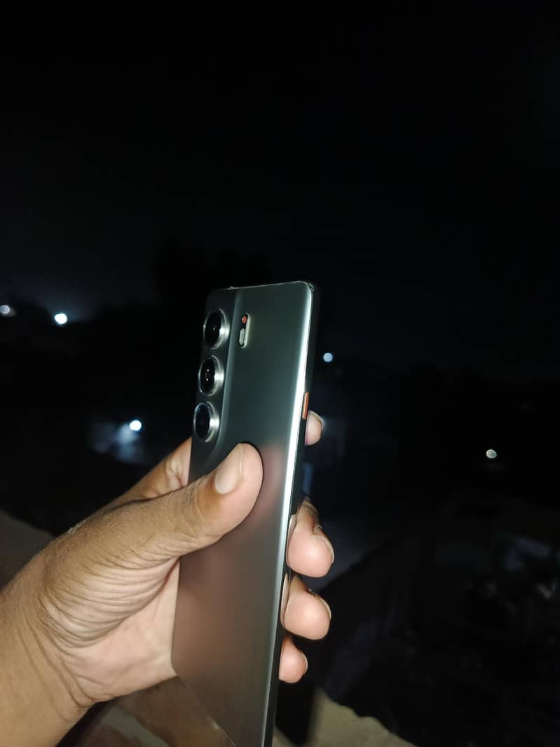 Tecno CAMON 40 Pro 5