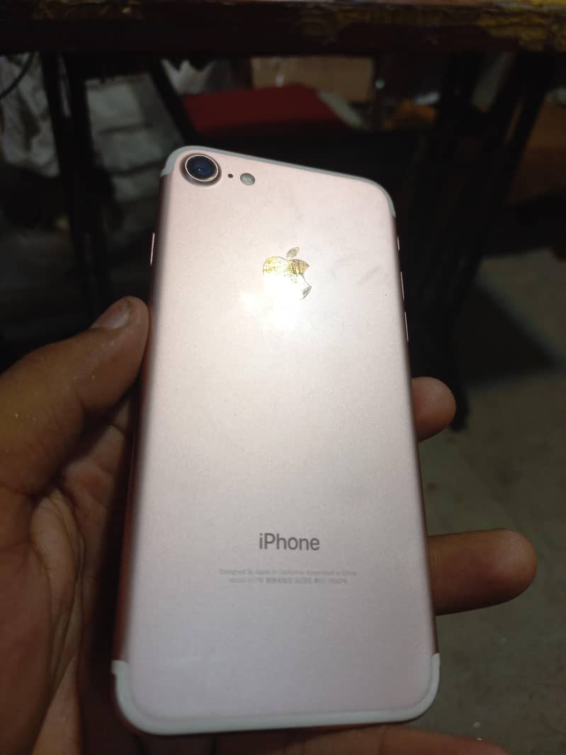 Apple iPhone 7 6
