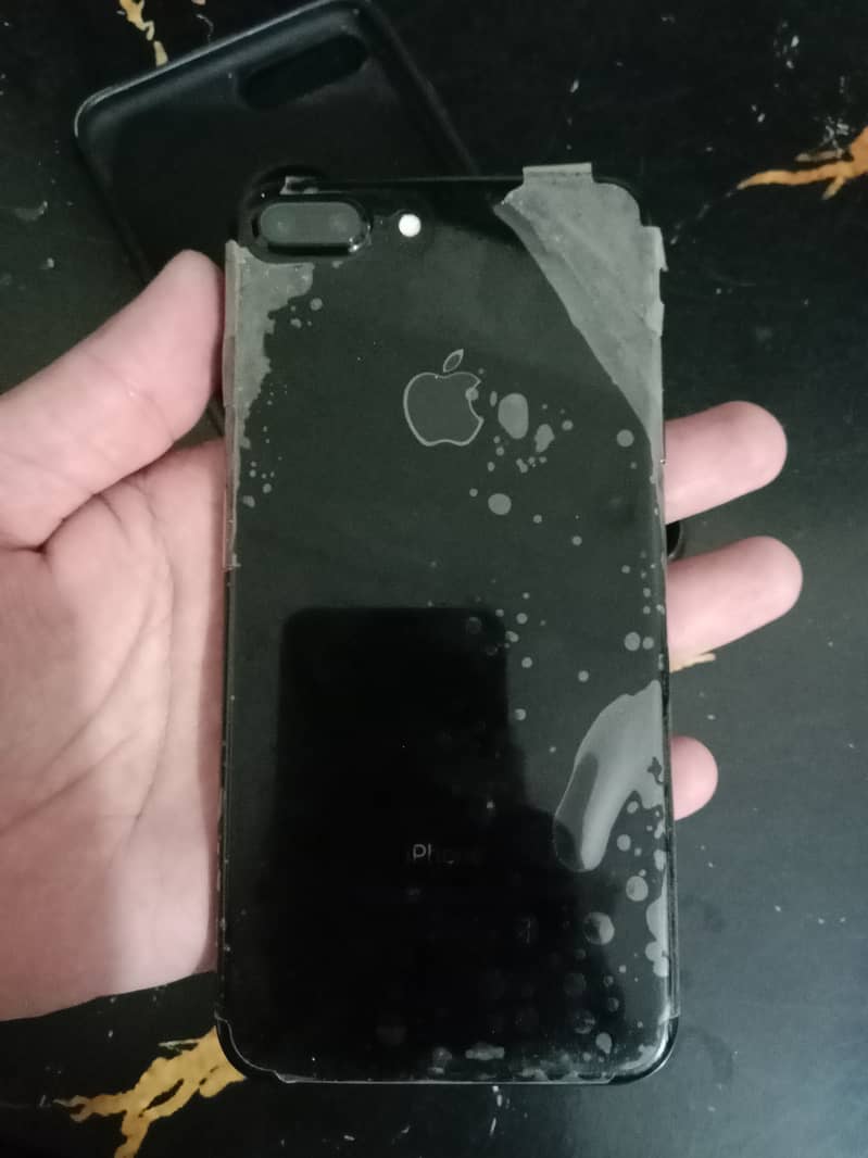 Apple iPhone 7 Plus 4