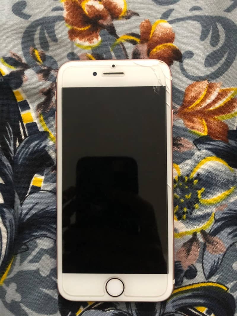 Apple iPhone 7 0
