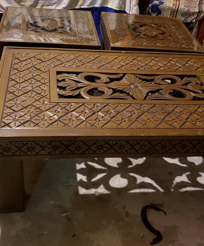 Glass table complete set urgent sale