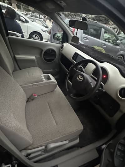 Toyota Passo 2012