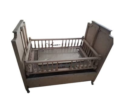 baby cot