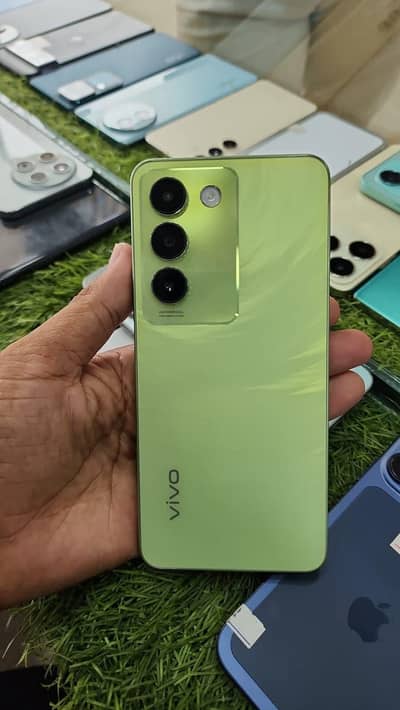 Vivo Y100