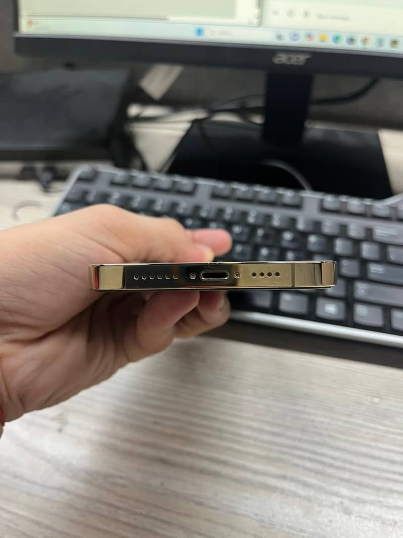 Apple iPhone 13 Pro Max 6