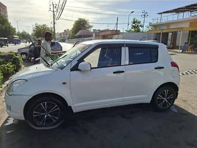 Suzuki Swift 2012