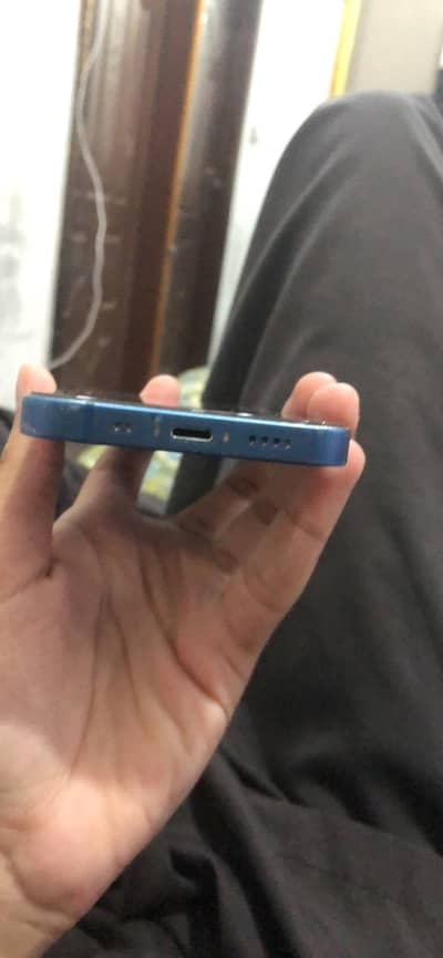 Apple iPhone 13 mini