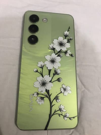 vivo y100