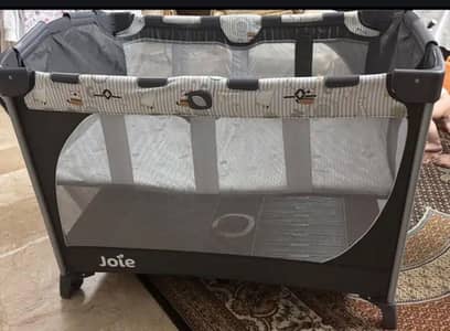 baby cot