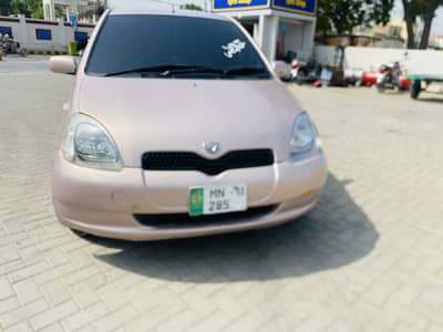 Toyota Vitz 2000