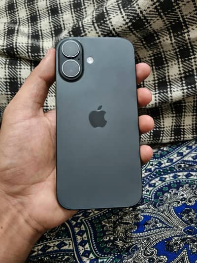iPhone 17 Jv — 10/10 Condition | 100% Battery | With Box  | LLA Model
