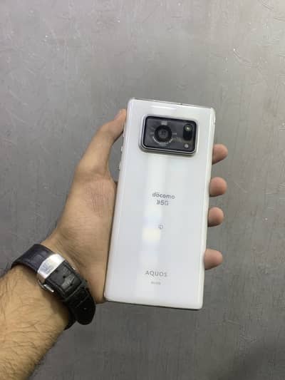 AQUOS R6 , 12 GB RAM 128 GB ROM, OFFICIAL PTA, KIT ONLY