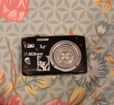 Nikon cool pix A100