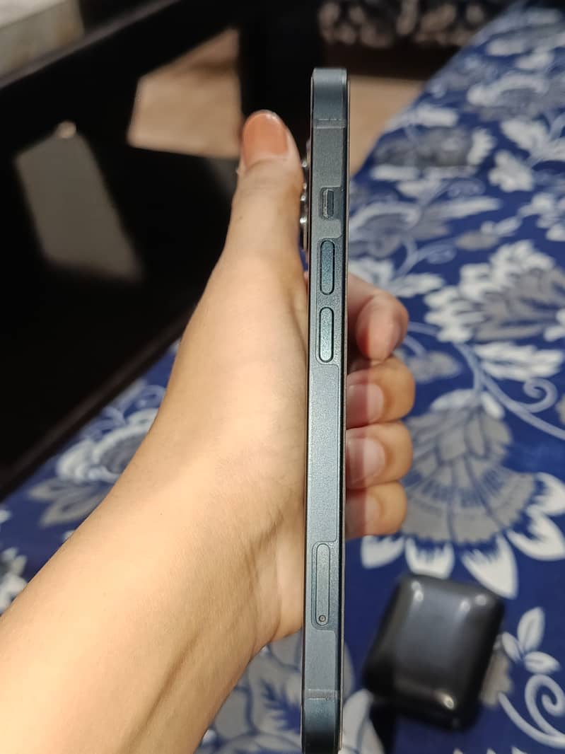 iPhone 13 Jv 2