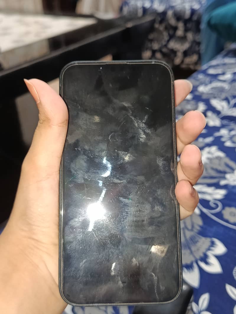 iPhone 13 Jv 4