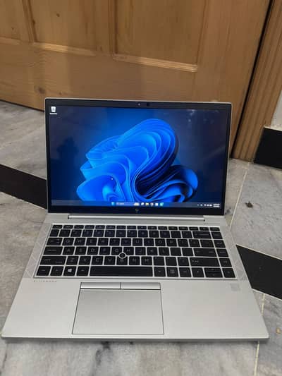 HP EliteBook 845 G8 Ryzen 7 PRO 16GB RAM 512GB SSD.