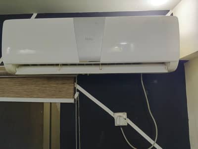 Haier 1.5 Ton Split AC Urgent Sale.