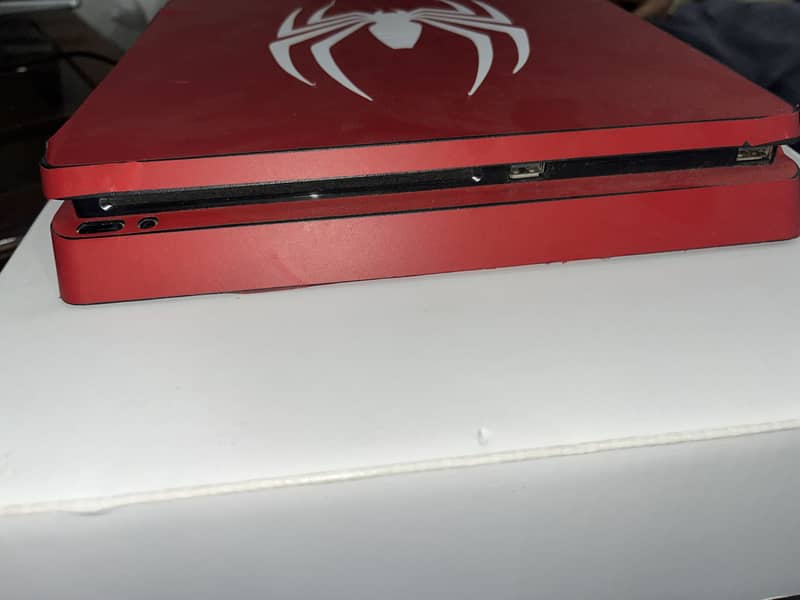 PS4 With original controller 3