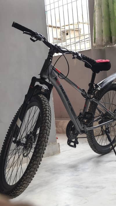 Thumbs Up mountain bike for sale almost brand new