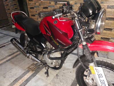 Yamaha ybr 125g