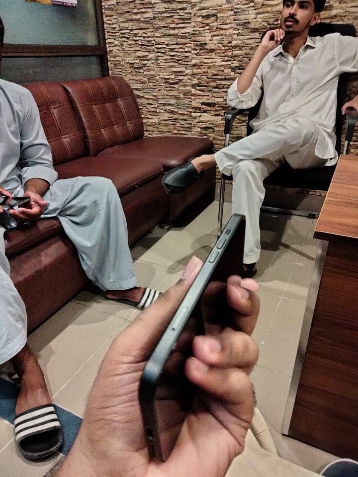 Apple iPhone 15 1