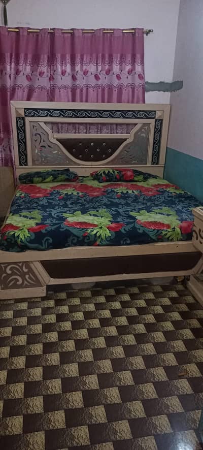 king size bed